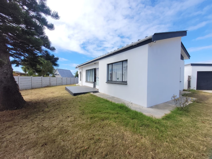 To Let 3 Bedroom Property for Rent in C Place Eastern Cape